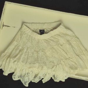 Rue21 Cream Lace Skirt
